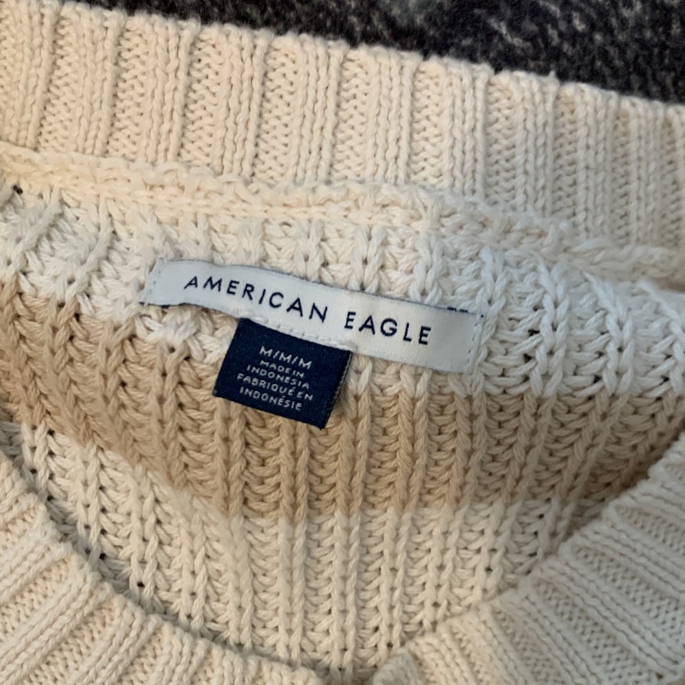 American Eagle Outfitters Knit Sweater in Cream and Tan - Picture 2 of 2